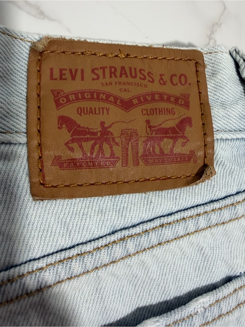 Vintage Y2K Levi's Light Blue Distressed Cut-Off Denim Shorts - 24 - Picture 8 of 11